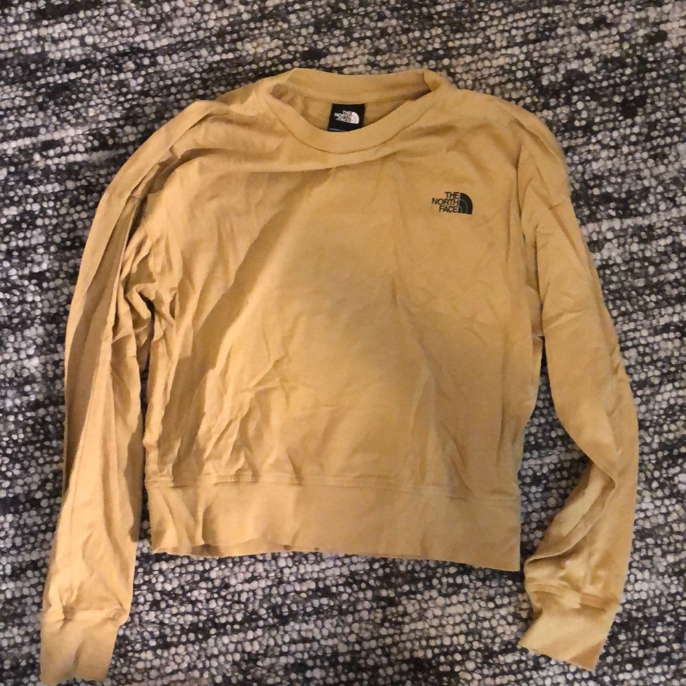 North face longsleeve